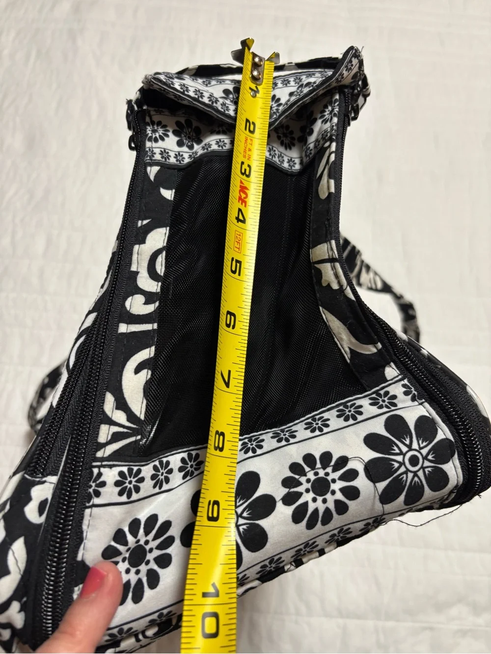 Vera Bradley Cat Dog Pet Tote - Night And Day Black & White Floral Pattern